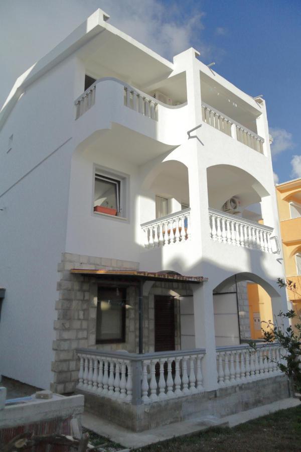 Apartments Miki Bar Bagian luar foto